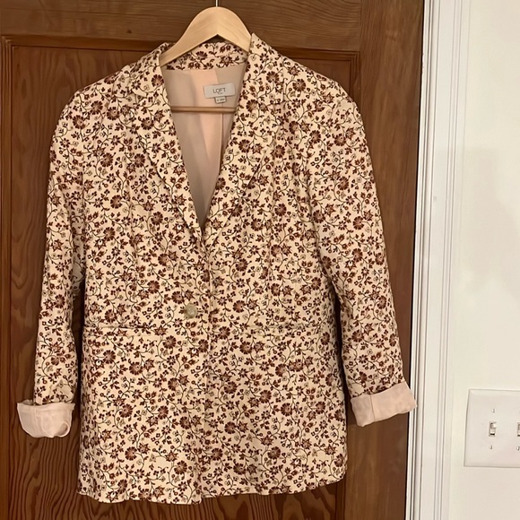 Cute LOFT blazer. Worn once! - Picture 1 of 1